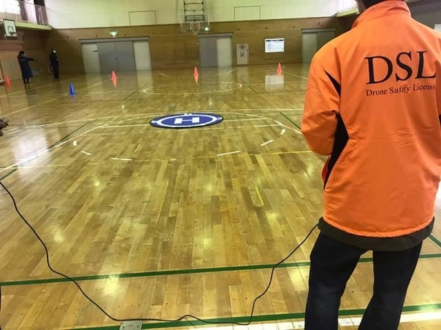 ＤＪＩドローン体験✌️ 本格的なスクールを申し込む前にまず体験してみたい。ドローンを購入してみたいが操縦の感覚を事前に味わってみたい、などドローンを扱うまえにお気軽に触れてみることができるようにしました。